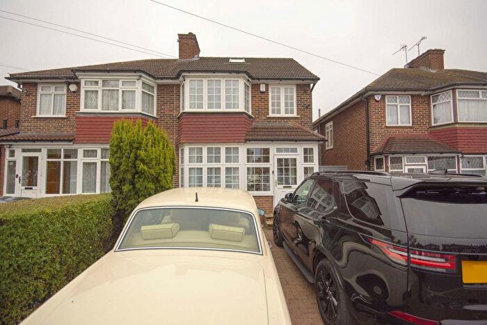 5 Bedroom Semi-Detached House To Rent In Girton Avenue, London, NW9
