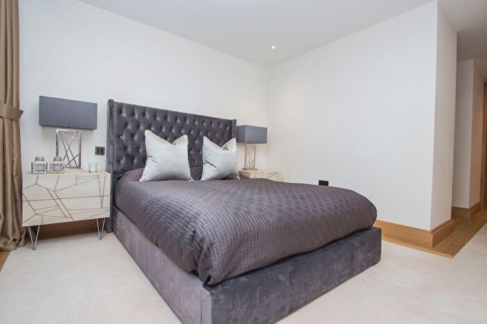 2 Bedroom Flat To Rent In Abell House, John Islip Street, London, SW1P