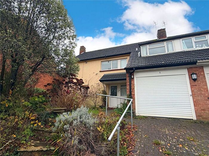 4 Bedroom Semi Detached House For Sale In Wilton Grove, Taunton, Somerset, TA1