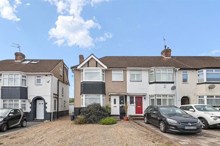 5 Bedroom Semi-Detached House For Sale In Stafford Road, Ruislip, HA4