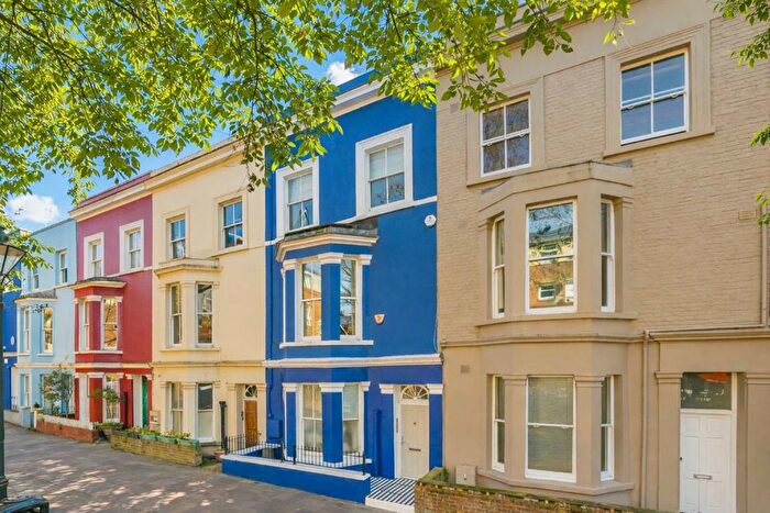 3 Bedroom Flat For Sale In Tavistock Road, North Kensington, W11