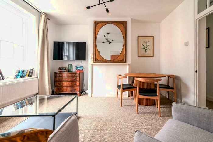 3 Bedroom House To Rent In Frampton Street, London, NW8