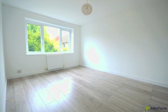 2 Bedroom Maisonette To Rent In Malam Close, Tile Hill, Coventry, West Midlands, CV4