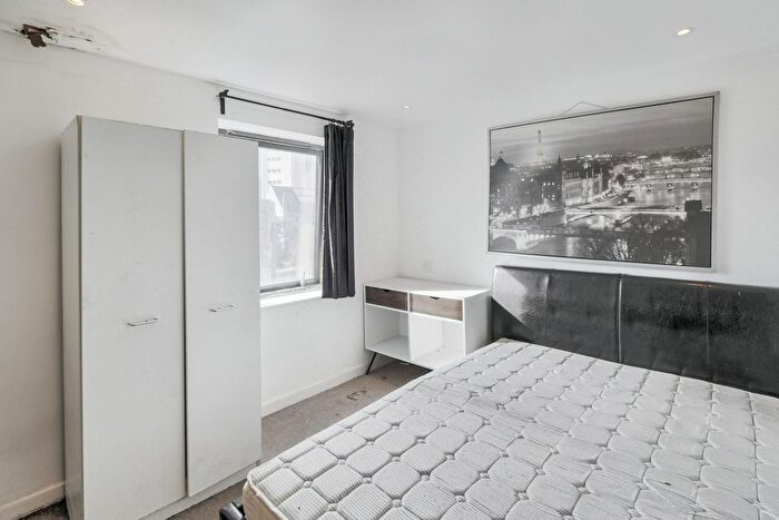 2 Bedroom Flat For Sale In Shakespeare Street, Nottingham, NG1