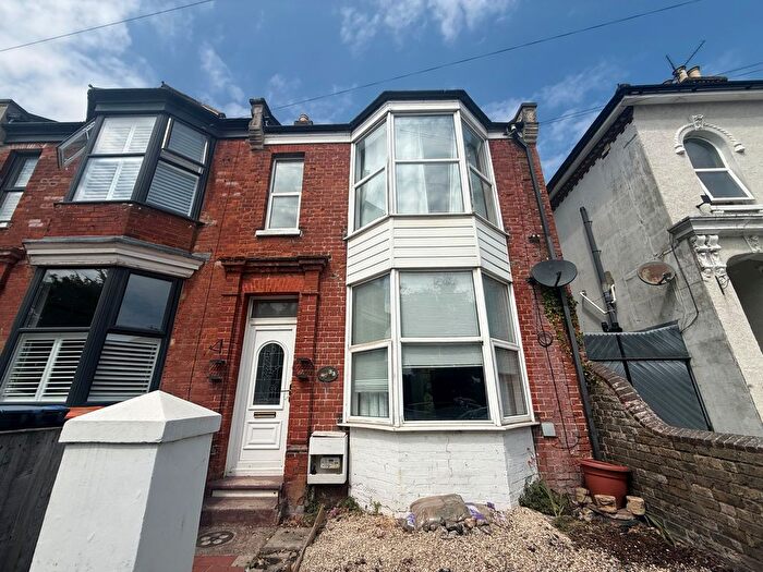 2 Bedroom Property To Rent In South Eastern Road, Ramsgate, CT11