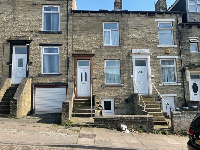 4 Bedroom Terraced House To Rent In Newlands Place, Bradford, West Yorkshire, BD3