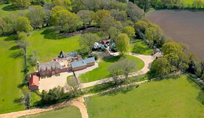 6 Bedroom Detached House For Sale In Waterditch Road, Bransgore, BH23