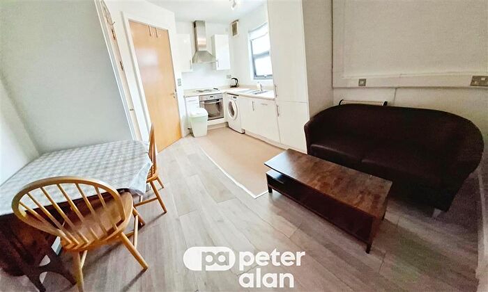 1 Bedroom Flat To Rent In Ty John Penri, St Helens Road, Swansea, SA1