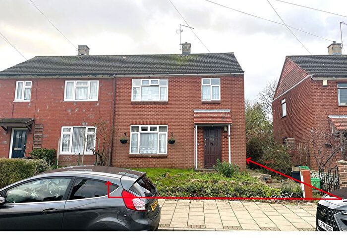 3 Bedroom Semi Detached House For Sale In Wisley Road, Orpington, BR5