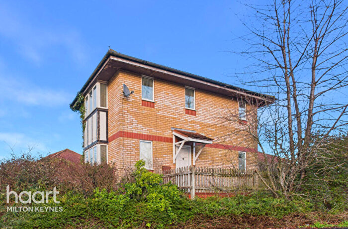 2 Bedroom Semi-Detached House For Sale In Sipthorp Close, Milton Keynes, MK7