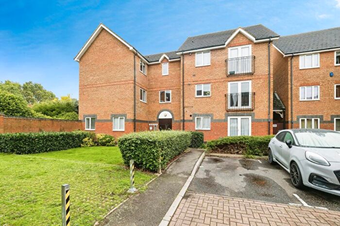 2 Bedroom Flat For Sale In Peregrin Road, Waltham Abbey, Essex, EN9