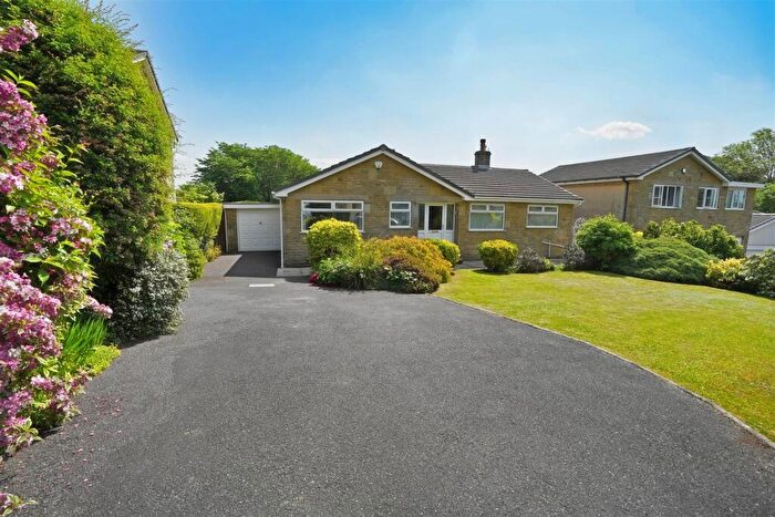 3 Bedroom Detached Bungalow For Sale In Chelsea Mansions, Northowram, Halifax, HX3