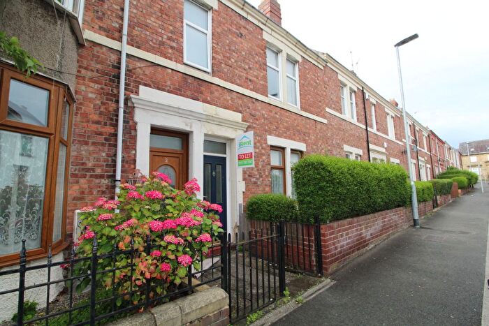 2 Bedroom Flat To Rent In Villa Place, Gateshead, NE8