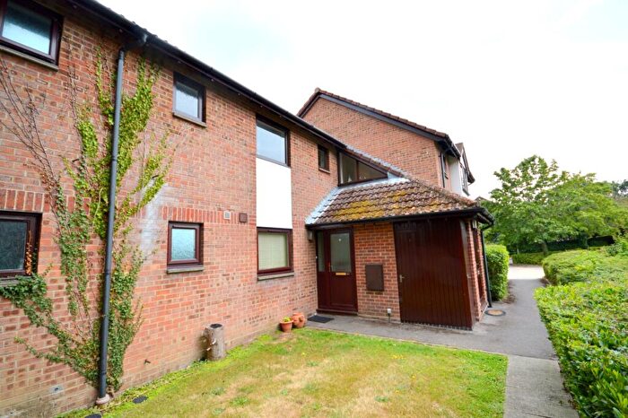 1 Bedroom Flat To Rent In Pennywell Gardens, Ashley, Hampshire., BH25