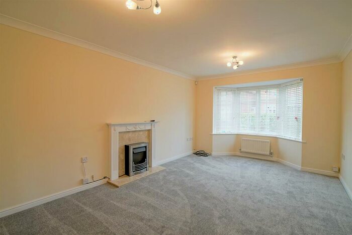 3 Bedroom Detached House To Rent In Highpath Way, Park Village, Basingstoke, RG24