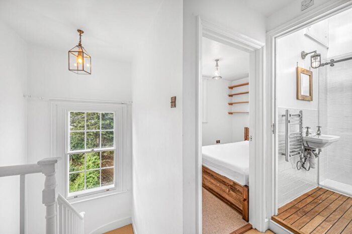 1 Bedroom Flat For Sale In Arlington Road, Camden Town, NW1