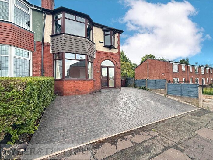 3 Bedroom Semi-Detached House To Rent In Chauncy Road, Manchester, Greater Manchester, M40