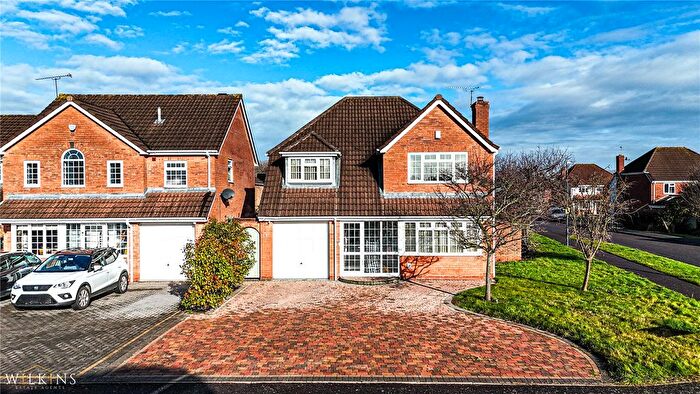4 Bedroom Detached House For Sale In Holly Walk, Nuneaton, Warwickshire, CV11