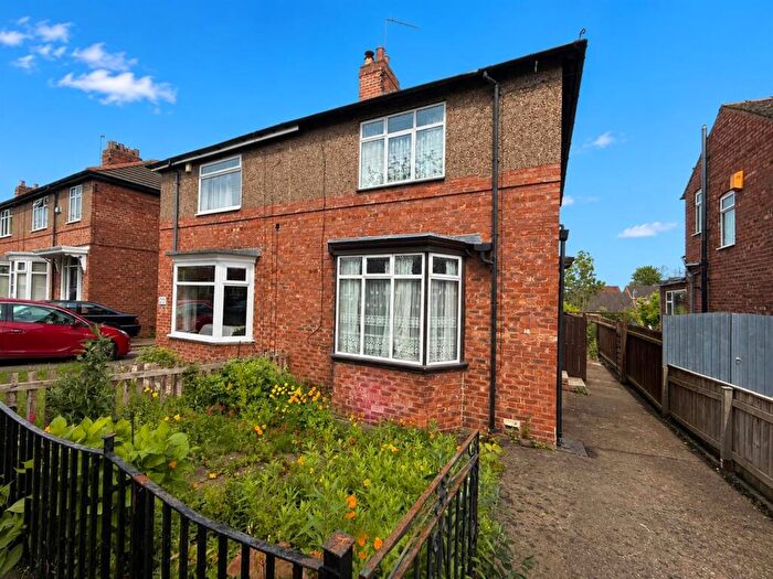 2 Bedroom Semi-Detached House For Sale In Brinkburn Avenue, Darlington, DL3