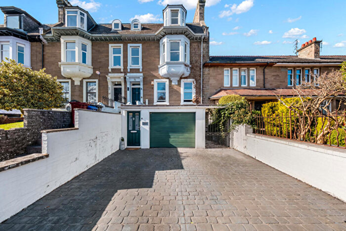 3 Bedroom Maisonette For Sale In Pitkerro Road, Dundee, DD4