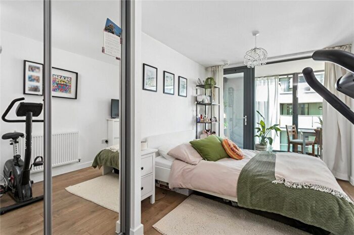 1 Bedroom Apartment To Rent In Kingfisher Heights, Waterside Way, London, N17
