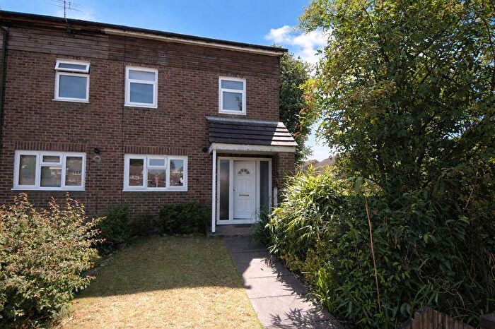 3 Bedroom Terraced House For Sale In Andover Walk, ME15