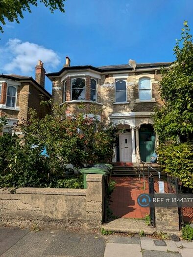 1 Bedroom Flat To Rent In Breakspears Road, London, SE4