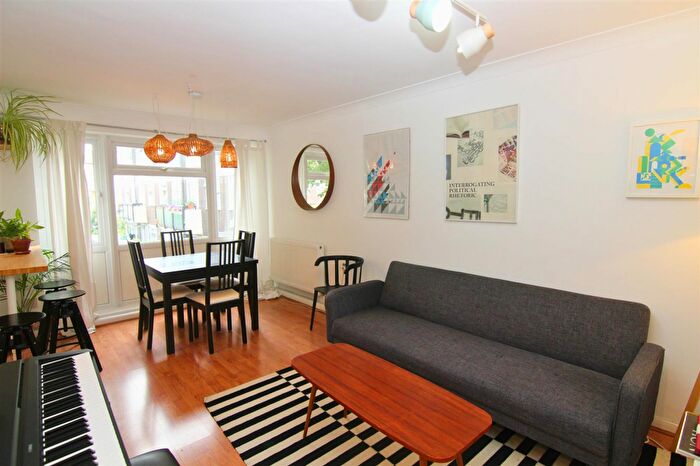 1 Bedroom Flat To Rent In Whitton Walk, London, E3