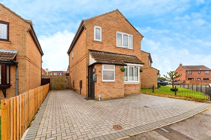 3 Bedroom Detached House For Sale In Lime Tree Grove, Selby, YO8