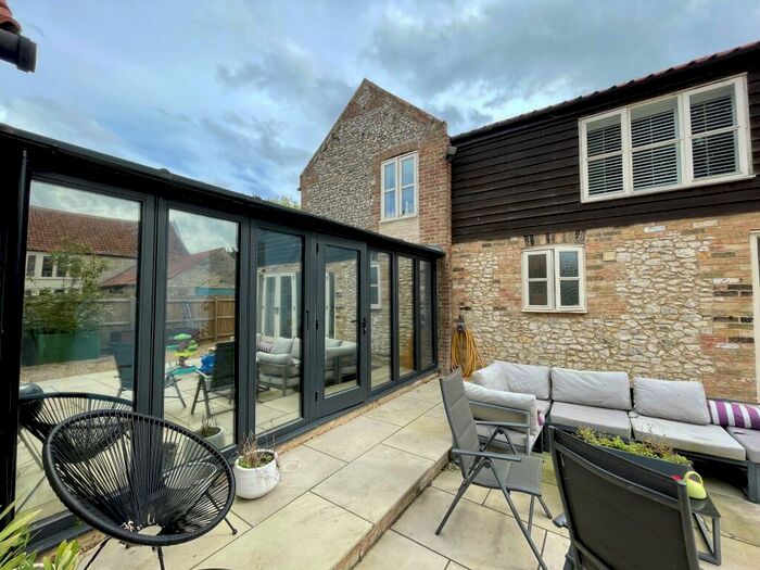 4 Bedroom Barn Conversion To Rent In Old Feltwell Road, Methwold, Thetford, IP26