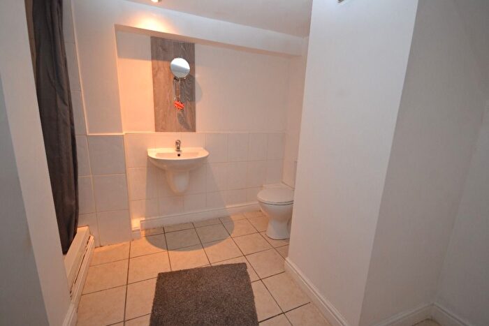 1 Bedroom Flat To Rent In Standishgate, Wigan, WN1