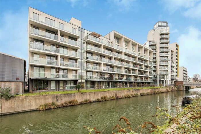 2 Bedroom Apartment To Rent In Ursula Gould Way, E14