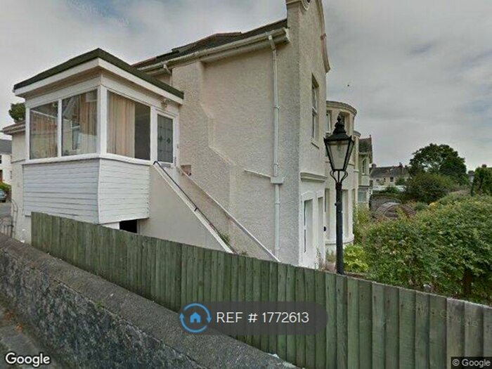 2 Bedroom Flat To Rent In Doverhaye, Torquay, TQ1
