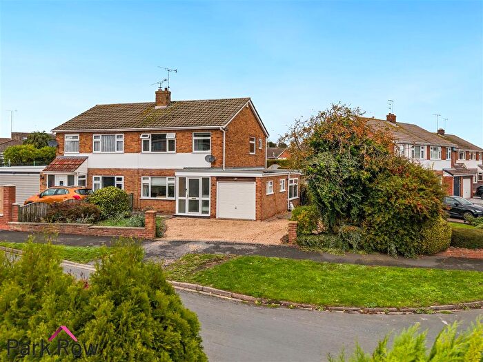 3 Bedroom Semi-Detached House For Sale In Calcaria Crescent, Tadcaster, LS24