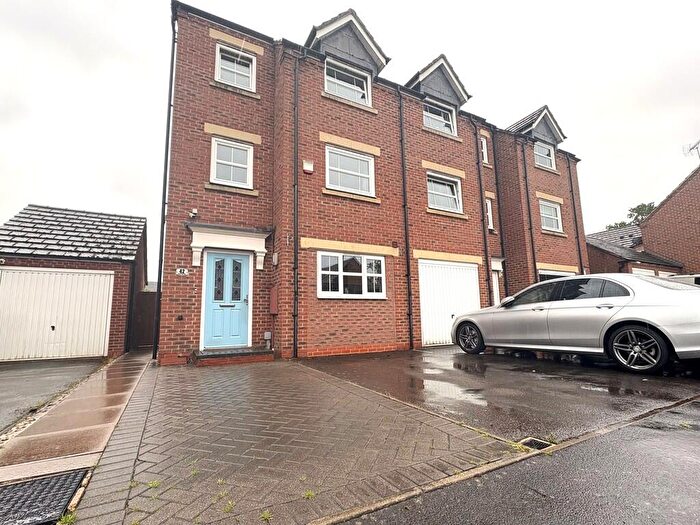 4 Bedroom Town House To Rent In Jefferson Way, Coventry, CV4