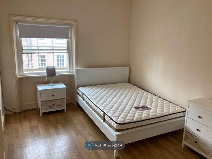 3 Bedroom Flat To Rent In Rodney Street, Liverpool, L1