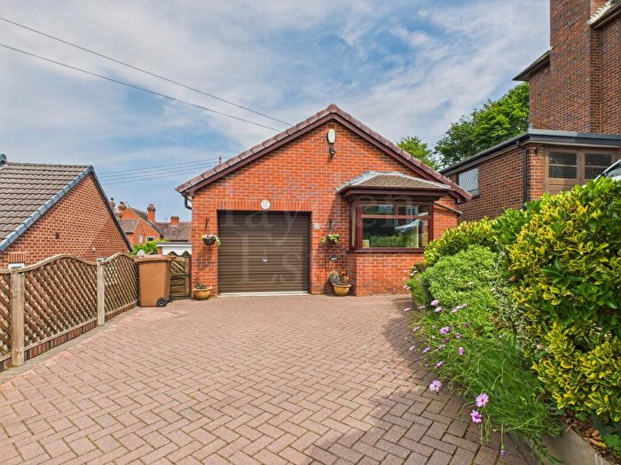2 Bedroom Bungalow For Sale In Spencer Avenue, Bewdley, DY12