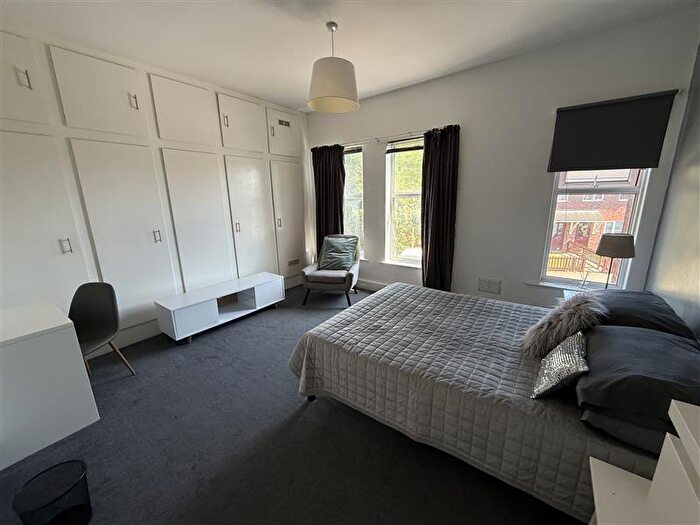 1 Bedroom Terraced House To Rent In Room, Station Road, NG10