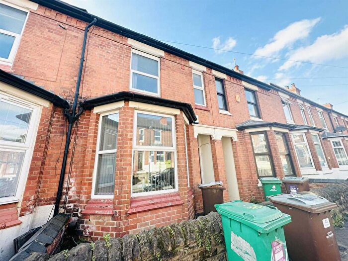 6 Bedroom House To Rent In Teversal Avenue, Nottingham, NG7