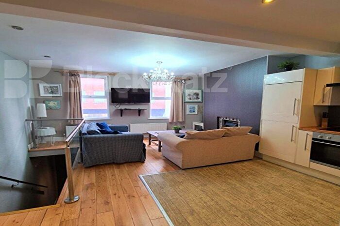 2 Bedroom Flat To Rent In Inverness Street, Camden, NW1