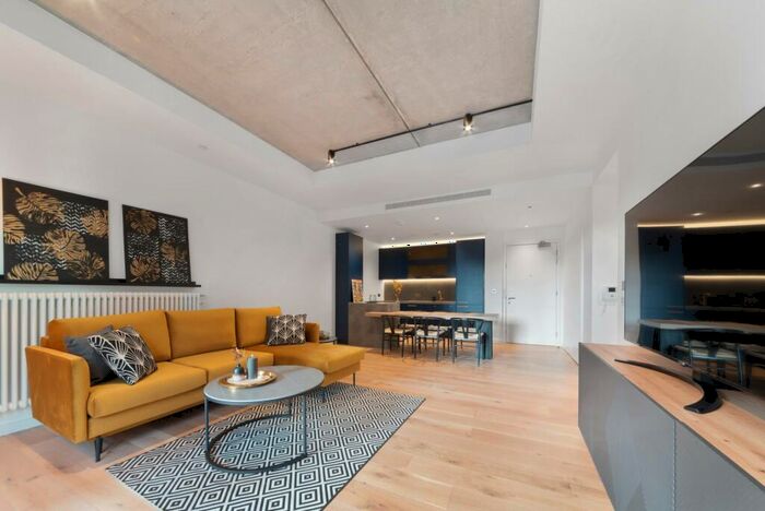 2 Bedroom Apartment To Rent In Agar House, Goodluck Hope, London, E14