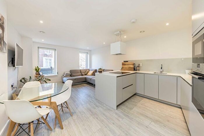 1 Bedroom Flat For Sale In Gaumont Place, Streatham Hill, SW2