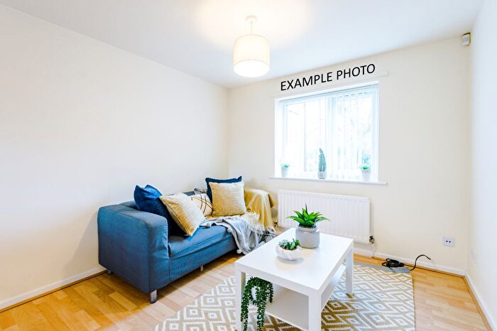 2 Bedroom Terraced House To Rent In Thomas Court, Salford, M6