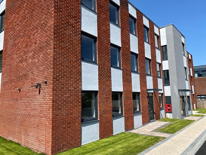 2 Bedroom Flat To Rent In Westminster House, Fleet Road, GU51