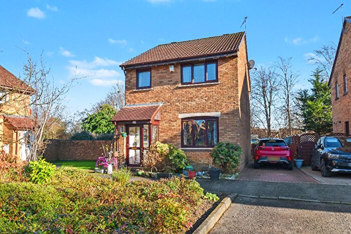 3 Bedroom Detached House For Sale In Raeswood Drive, Crookston, Glasgow, G53