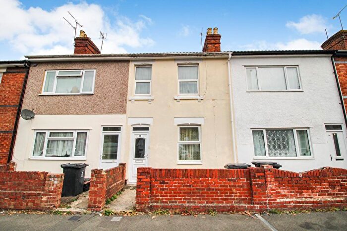 2 Bedroom Terraced House For Sale In Theobald Street, Swindon, Swindon, SN1