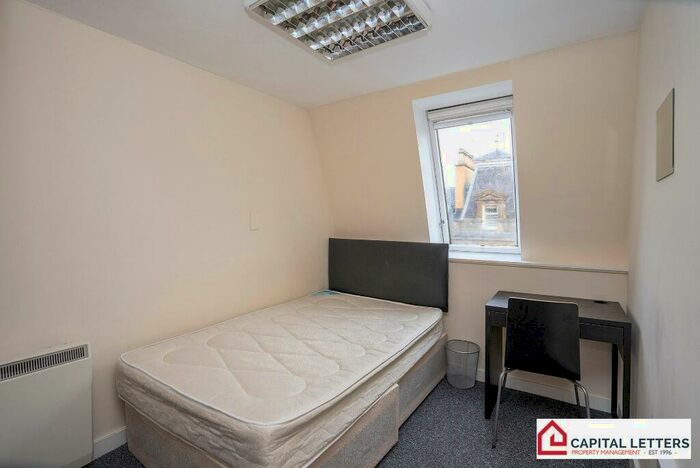 3 Bedroom Flat To Rent In Murray Place, Stirling Town, Stirling, FK8