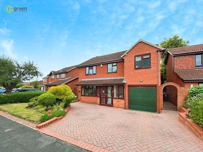 4 Bedroom Detached House For Sale In Patterton Drive, Walmley, B76