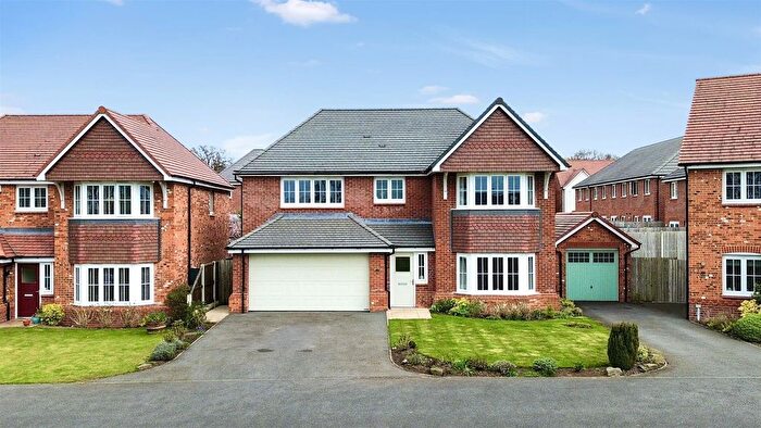 4 Bedroom Detached House For Sale In Dalebrook Road, Somerford, CW12