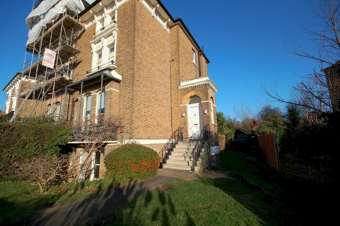 1 Bedroom Flat To Rent In Grove Park Road, London, W4